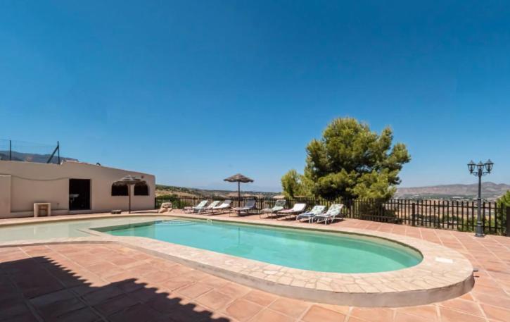 Preciosa Villa Con Gran Piscina Y Fabulosas Vistas Alhaurin de la Torre Bagian luar foto