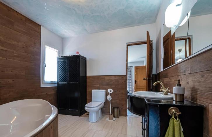 Preciosa Villa Con Gran Piscina Y Fabulosas Vistas Alhaurin de la Torre Bagian luar foto